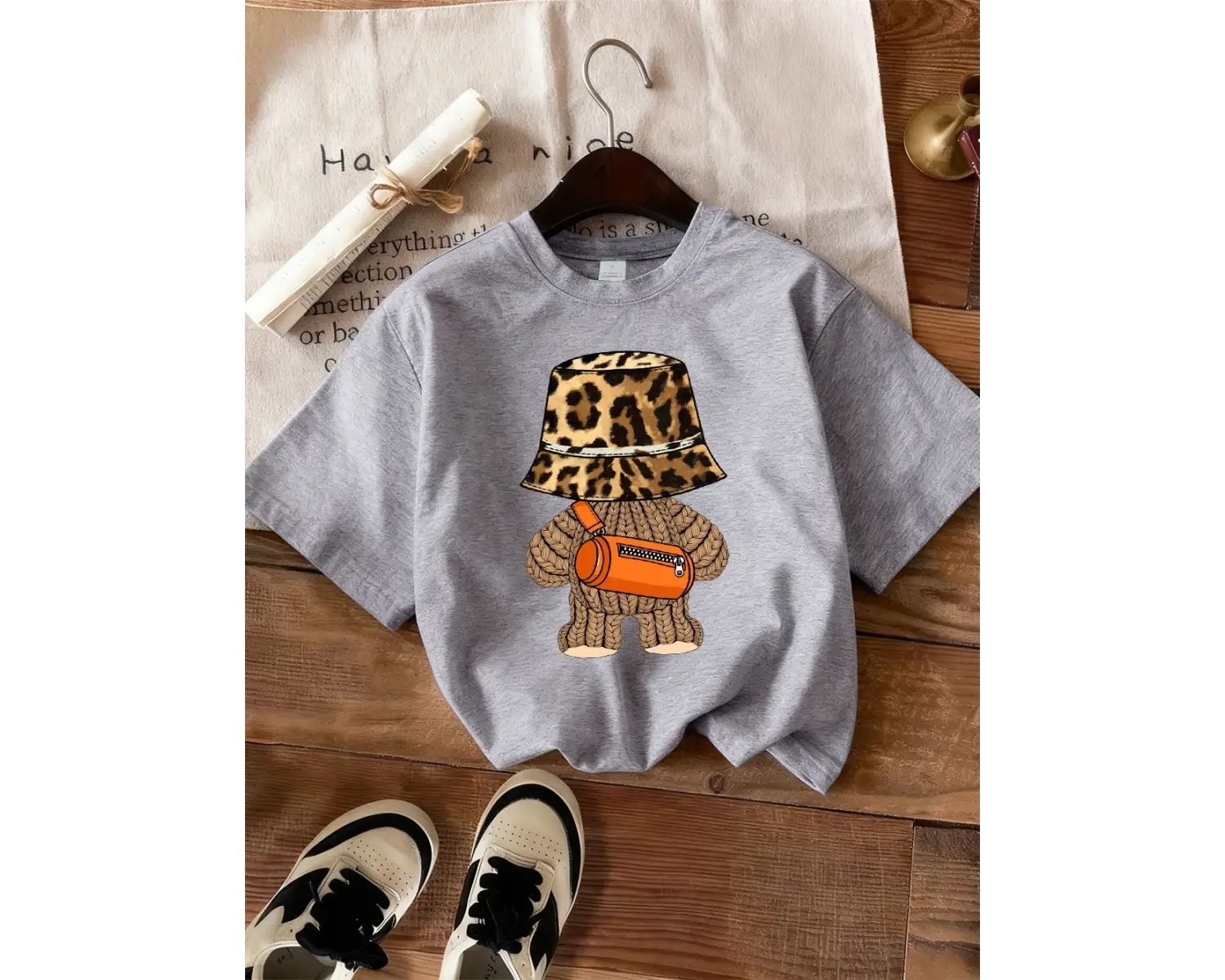 Urban Pop Graphic Kadın Tişört KoleksiyonuKod 5490