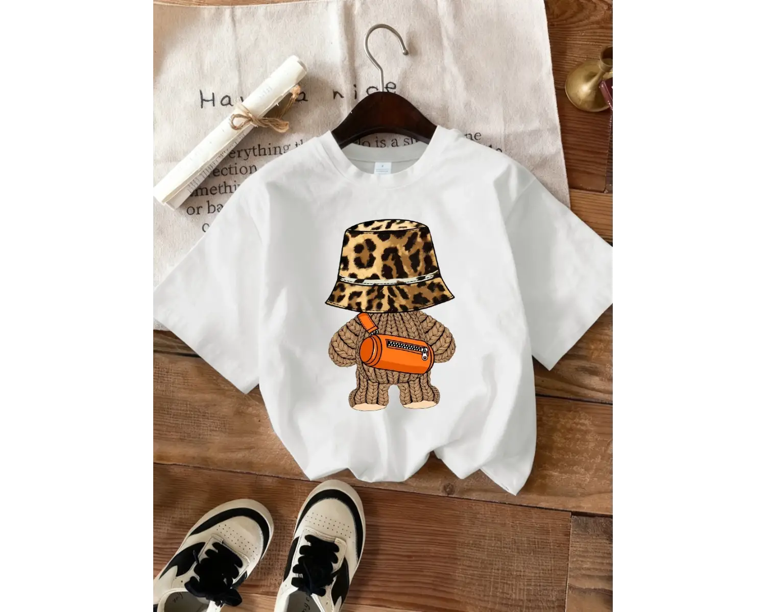 Urban Pop Graphic Kadın Tişört KoleksiyonuKod 5490