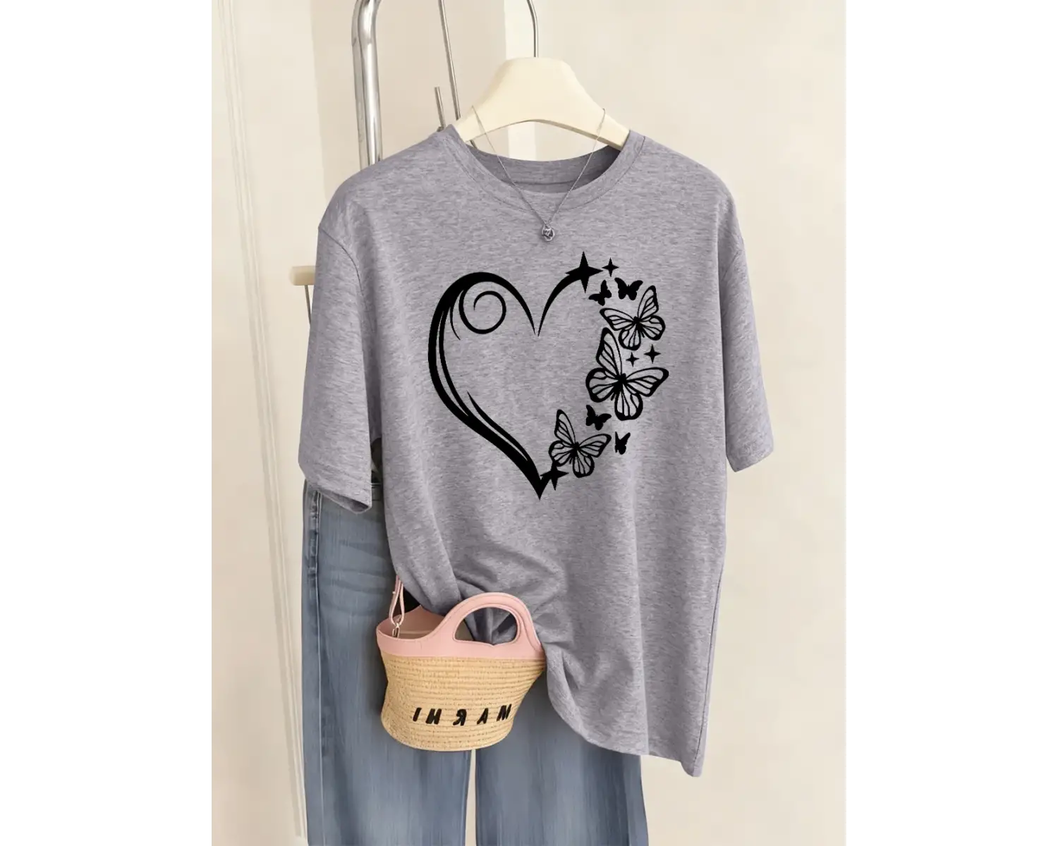 Urban Pop Graphic Kadın Tişört KoleksiyonuKod 5494