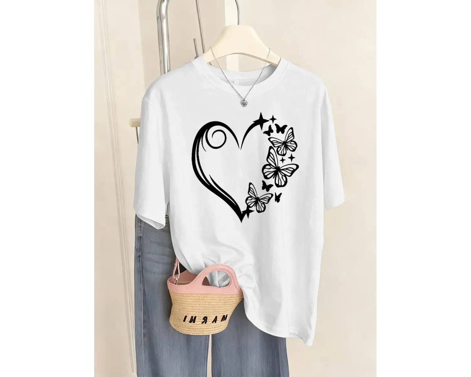 Urban Pop Graphic Kadın Tişört KoleksiyonuKod 5494