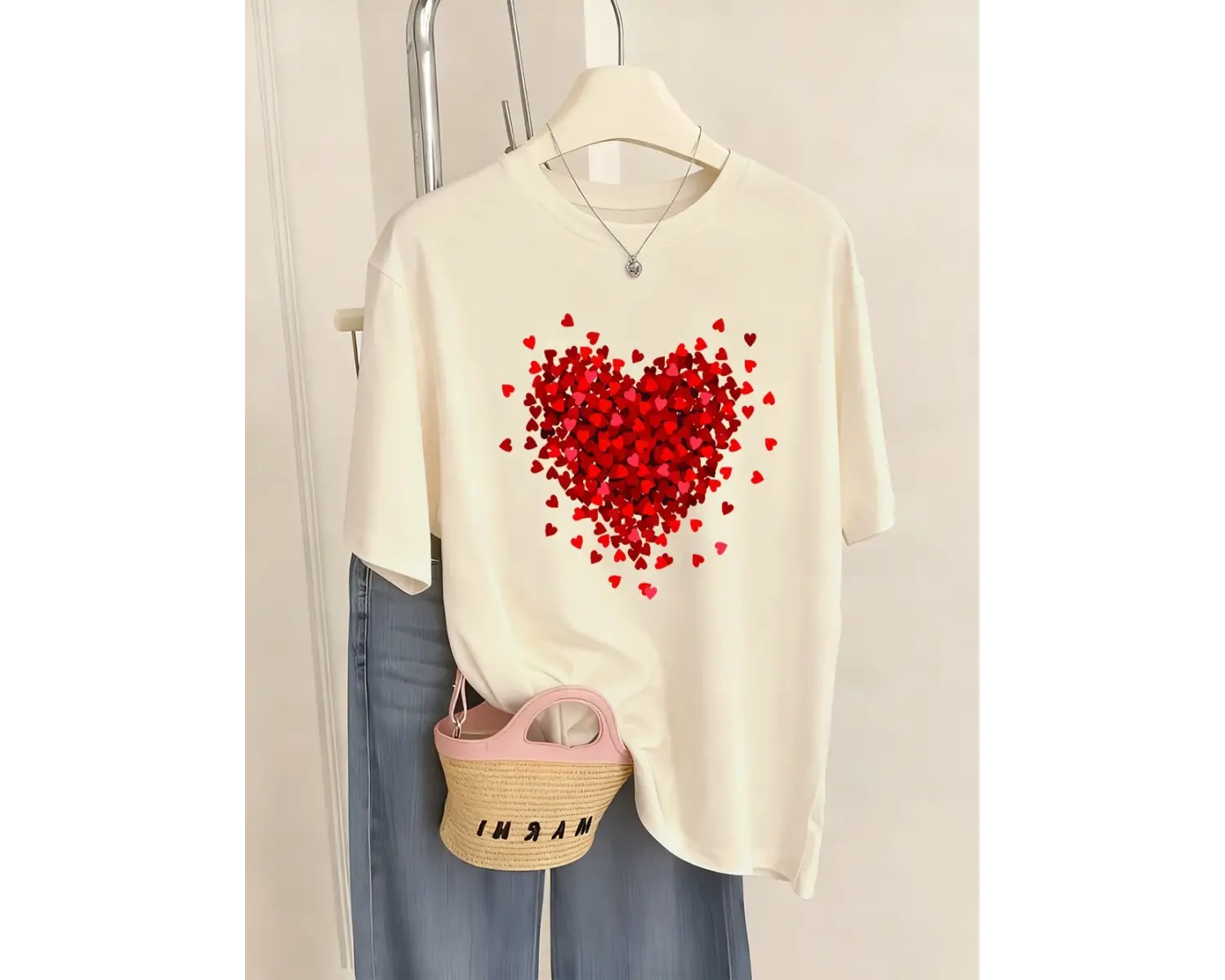 Urban Pop Graphic Kadın Tişört KoleksiyonuKod 5503