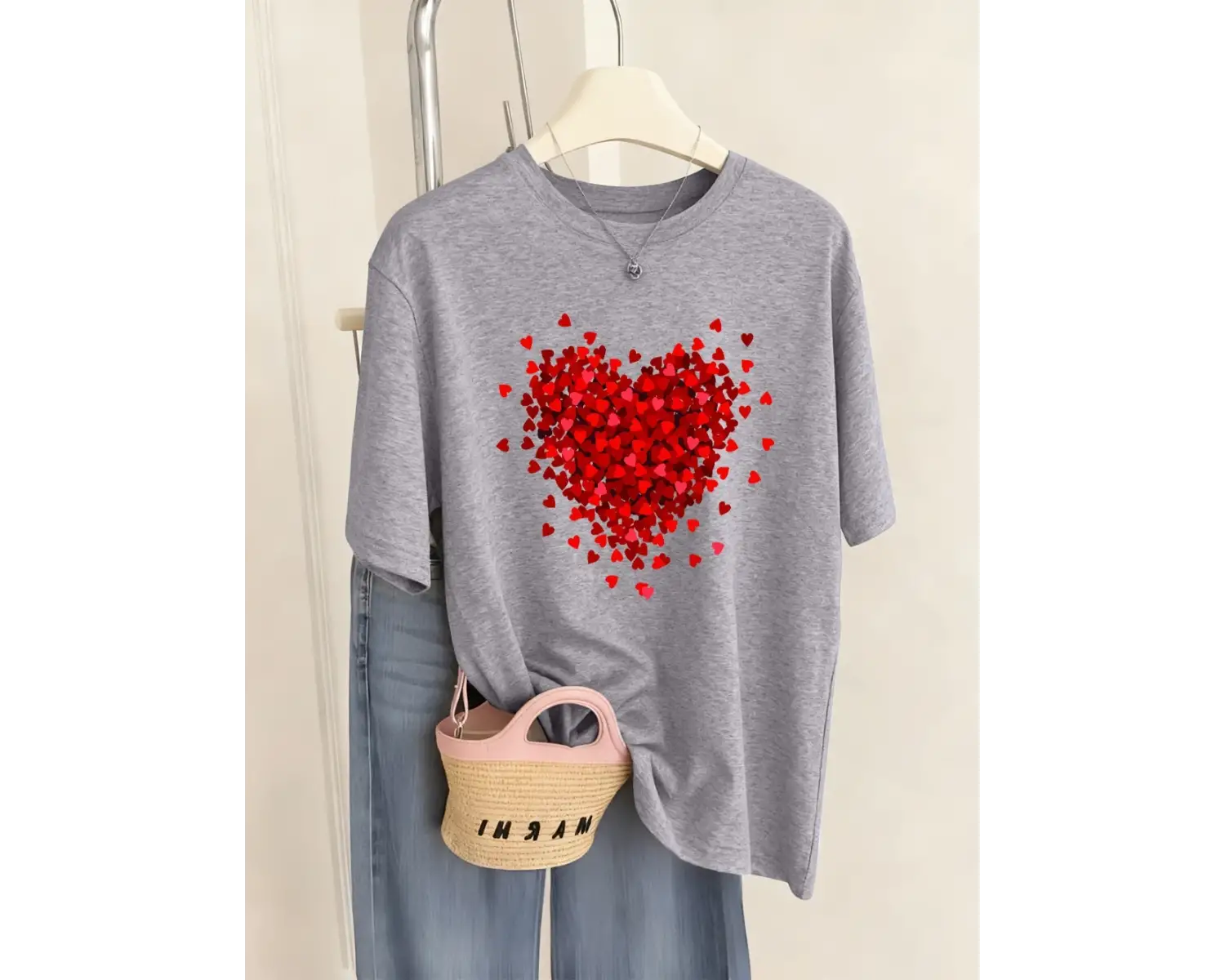 Urban Pop Graphic Kadın Tişört KoleksiyonuKod 5503