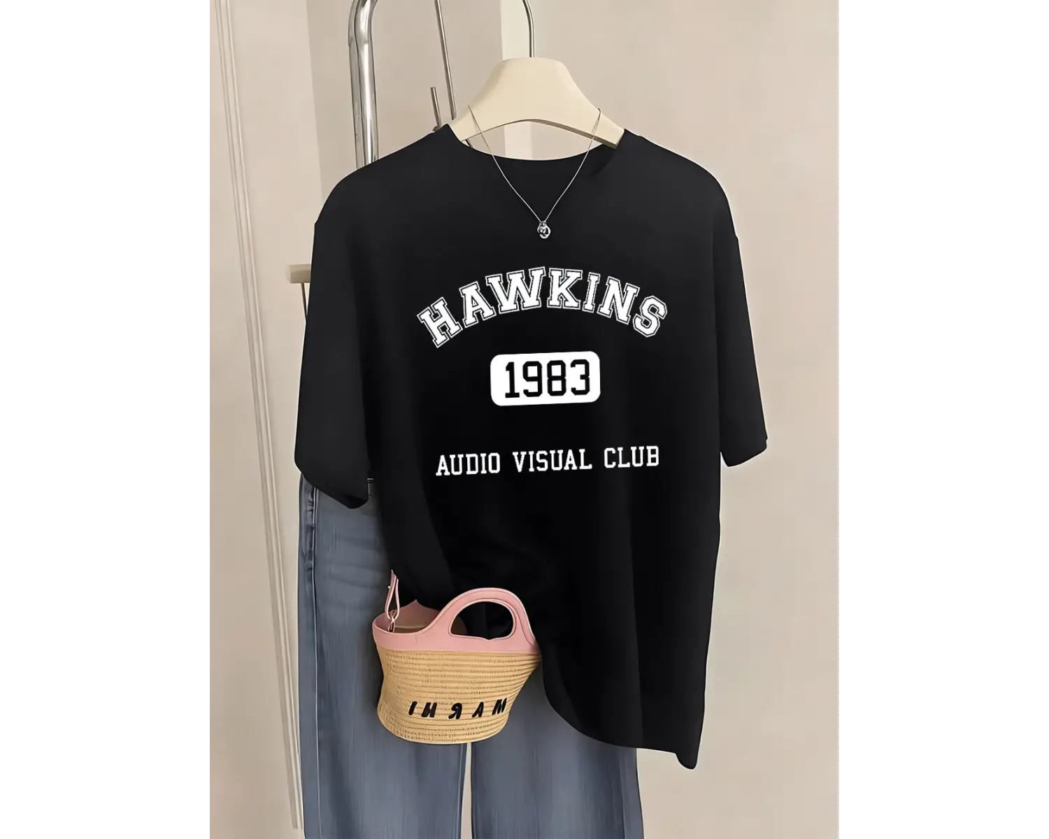 Urban Pop Graphic Kadın Tişört KoleksiyonuKod 5507