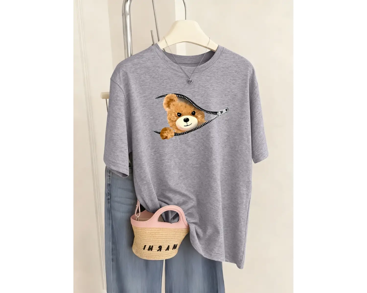 Urban Pop Graphic Kadın Tişört KoleksiyonuKod 5512