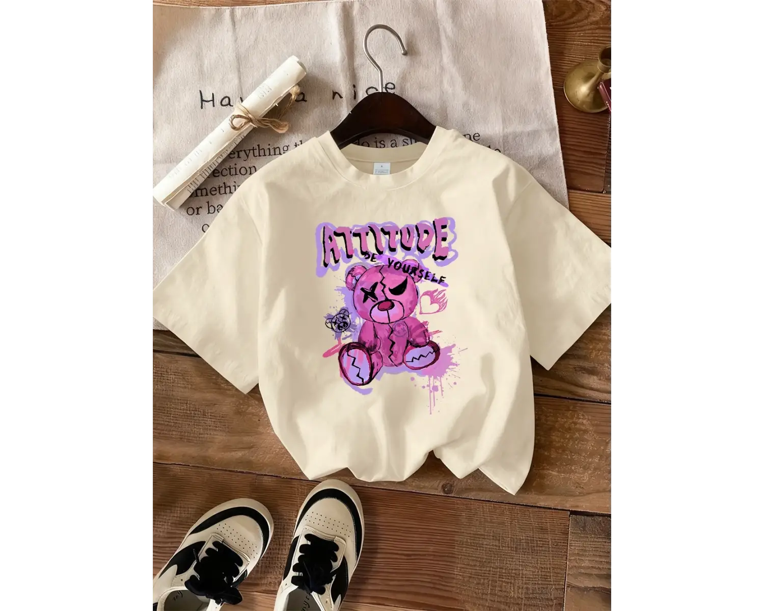 Urban Pop Graphic Kadın Tişört KoleksiyonuKod 5513