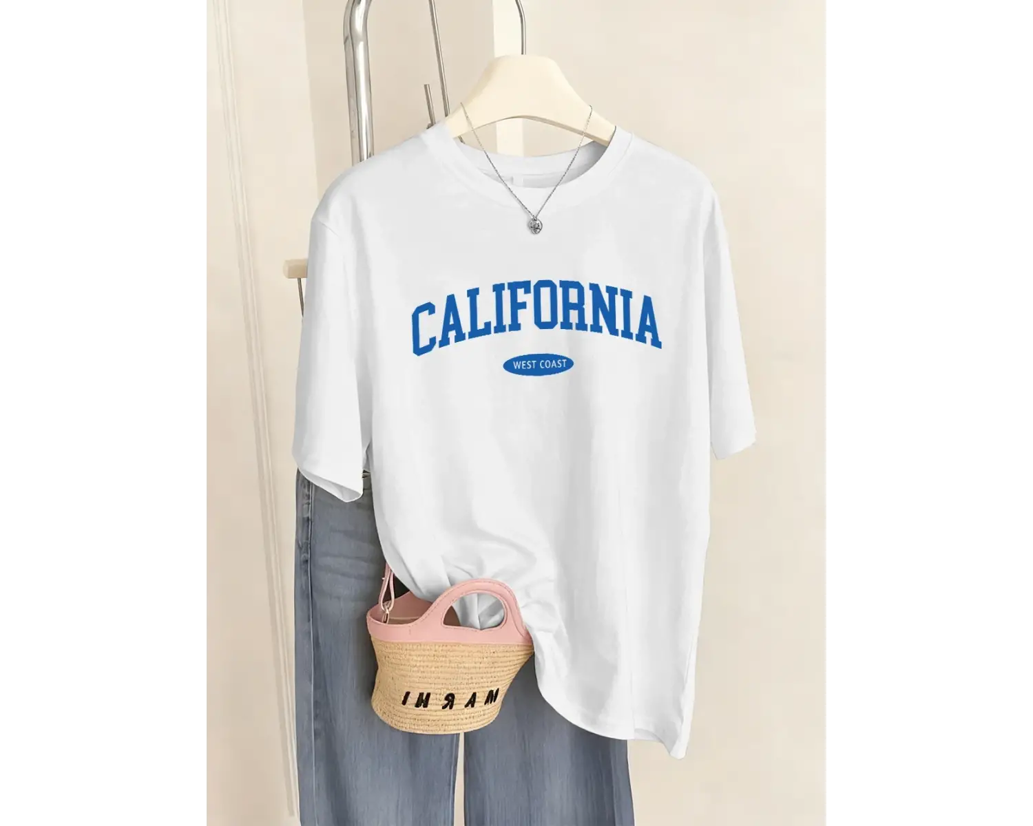 Urban Pop Graphic Kadın Tişört KoleksiyonuKod 5527