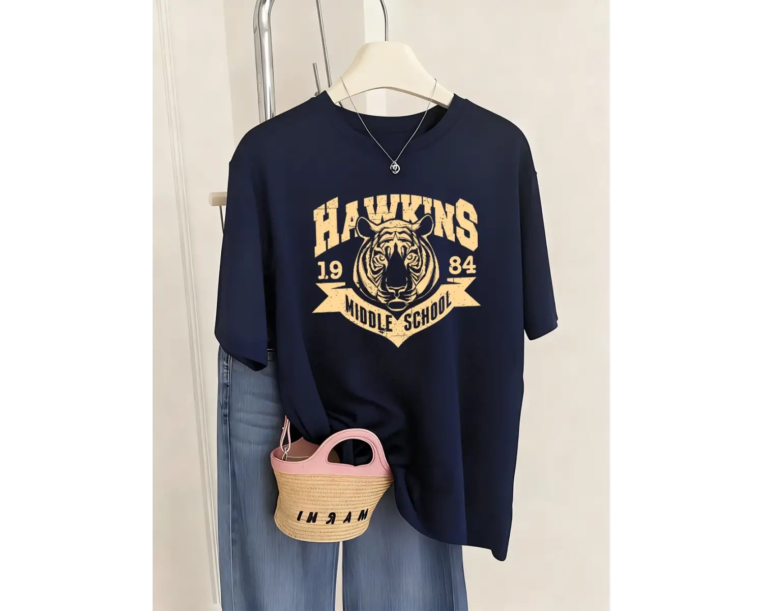 Urban Pop Graphic Kadın Tişört KoleksiyonuKod 5534