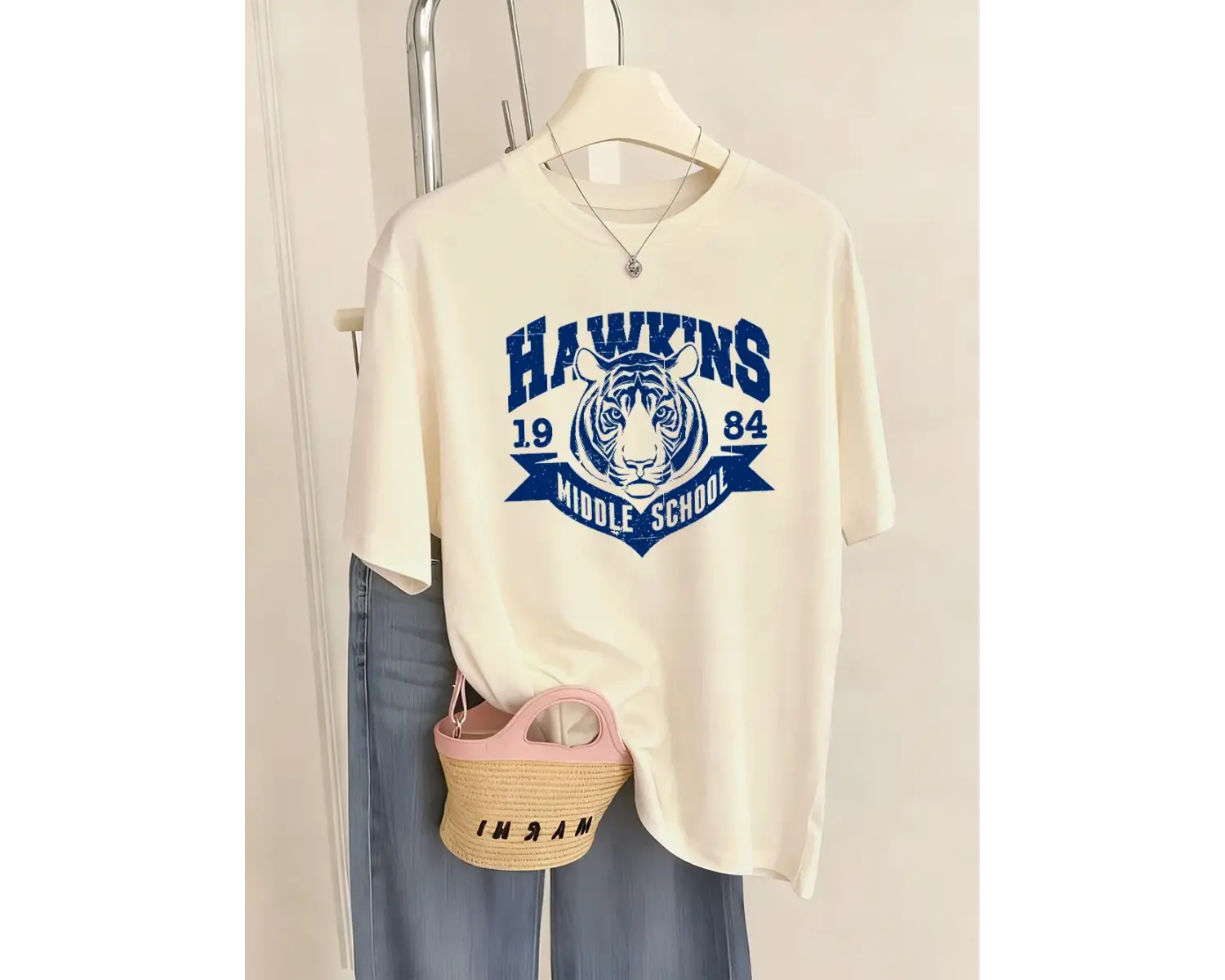 Urban Pop Graphic Kadın Tişört KoleksiyonuKod 5534