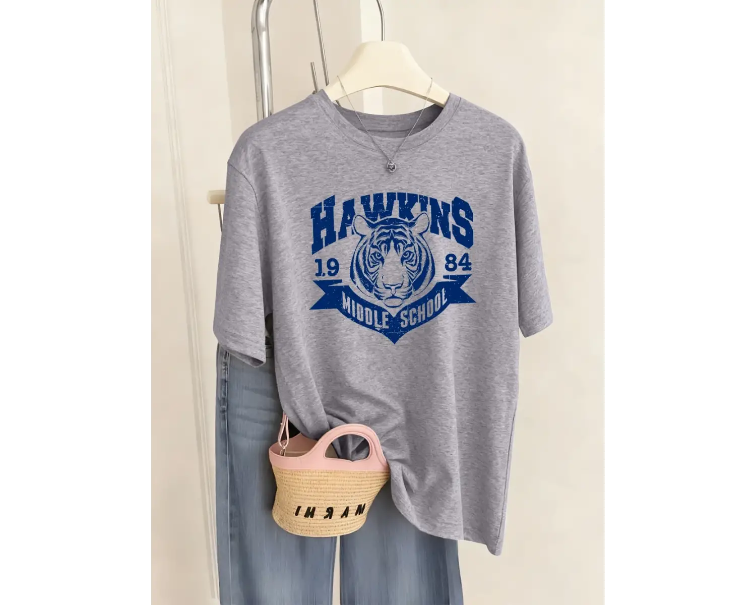 Urban Pop Graphic Kadın Tişört KoleksiyonuKod 5534