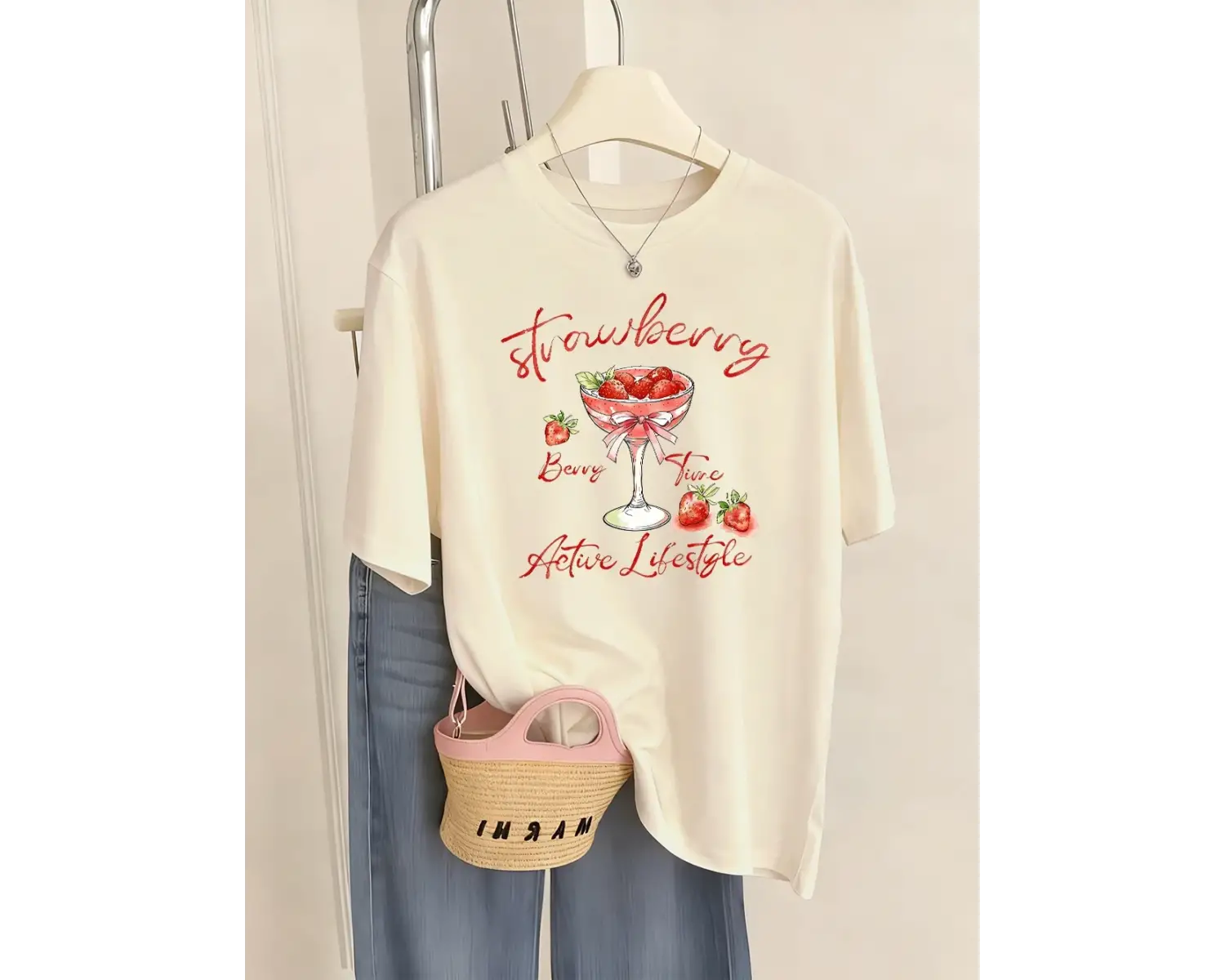 Urban Pop Graphic Kadın Tişört KoleksiyonuKod 5536