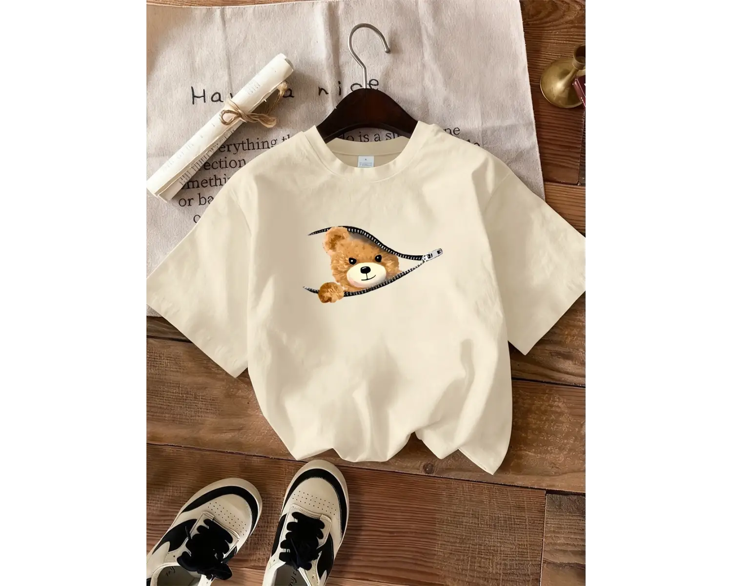 Urban Pop Graphic Kadın Tişört KoleksiyonuKod 5538