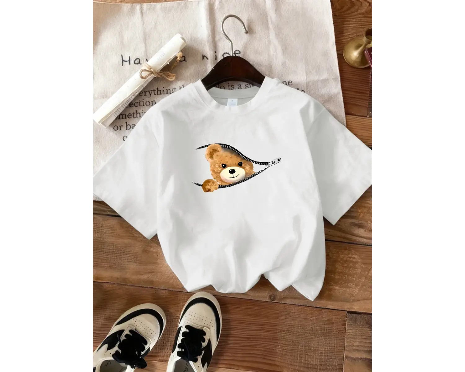 Urban Pop Graphic Kadın Tişört KoleksiyonuKod 5538