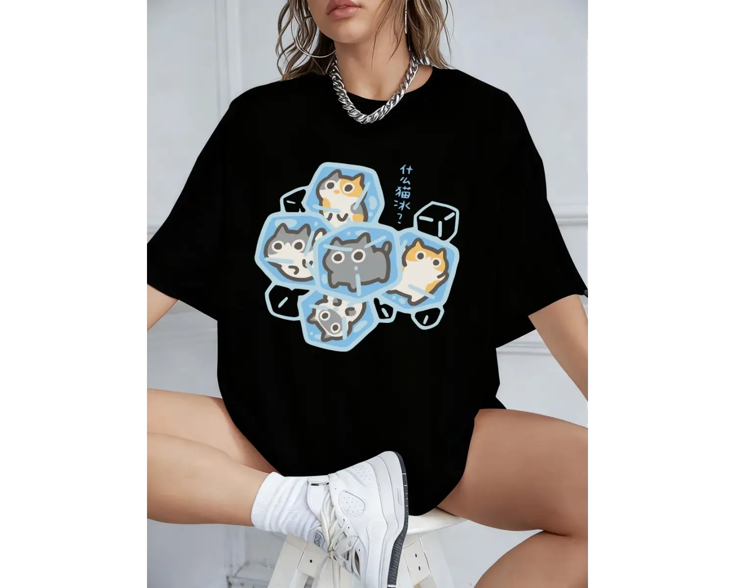 Urban Pop Graphic Kadın Tişört KoleksiyonuKod 5617