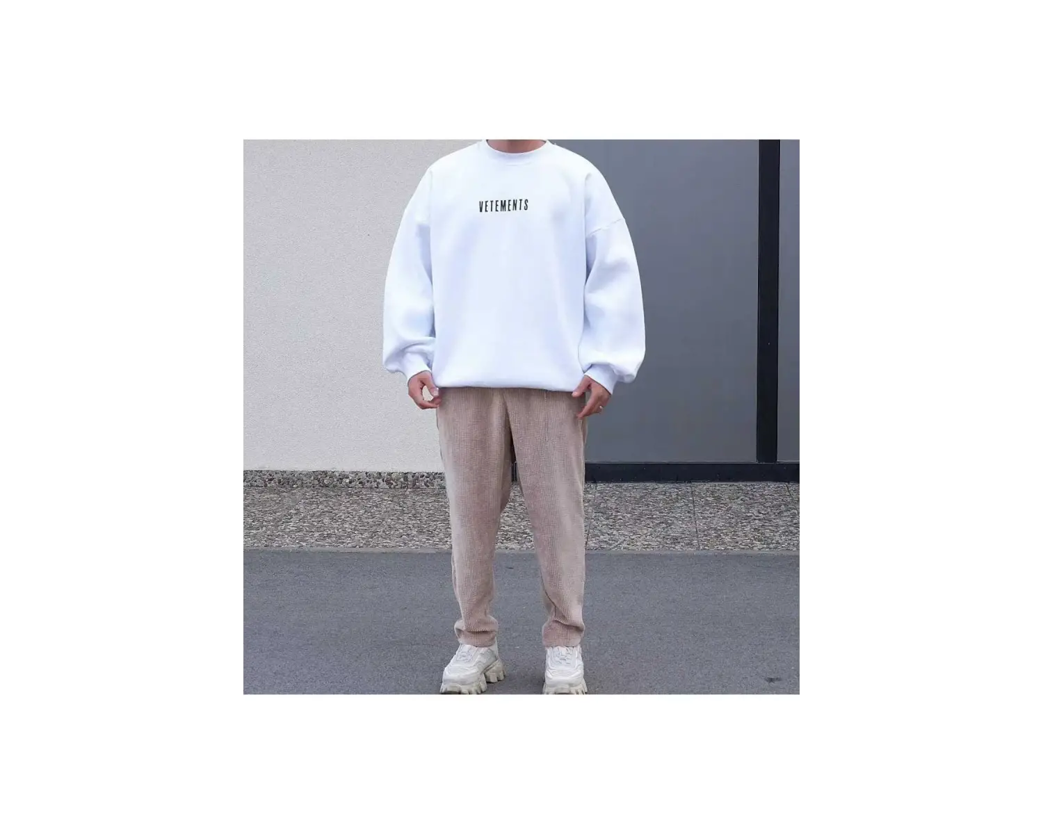 Vetements Renkli Oversize Bisiklet Yaka Pamuklu Sweatshirt Beyaz