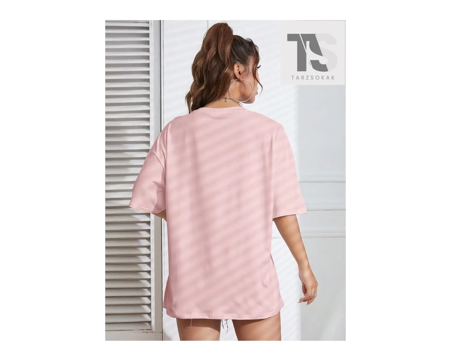 Wings & Letter Grafikli Düşük Omuzlu Tişört