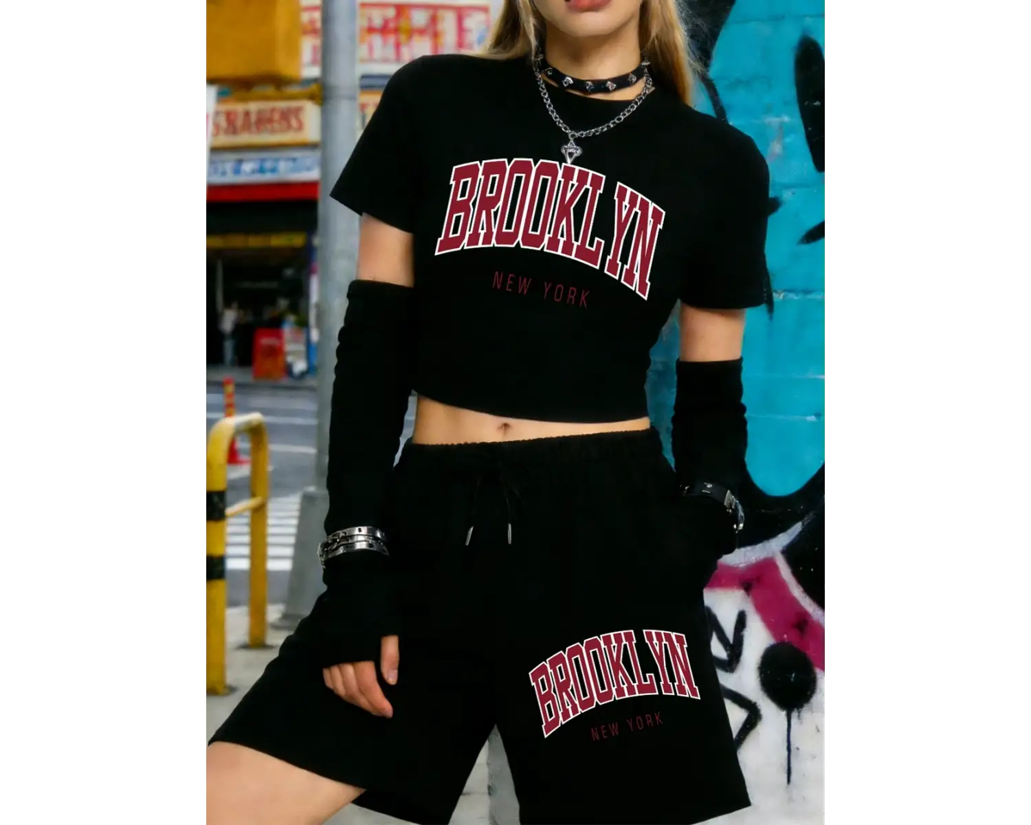 Yaz Brooklyn New York Baskılı Babby Teelar Şortlar Kadın İki Parçalı Set Beş Cepli Pantolonlar