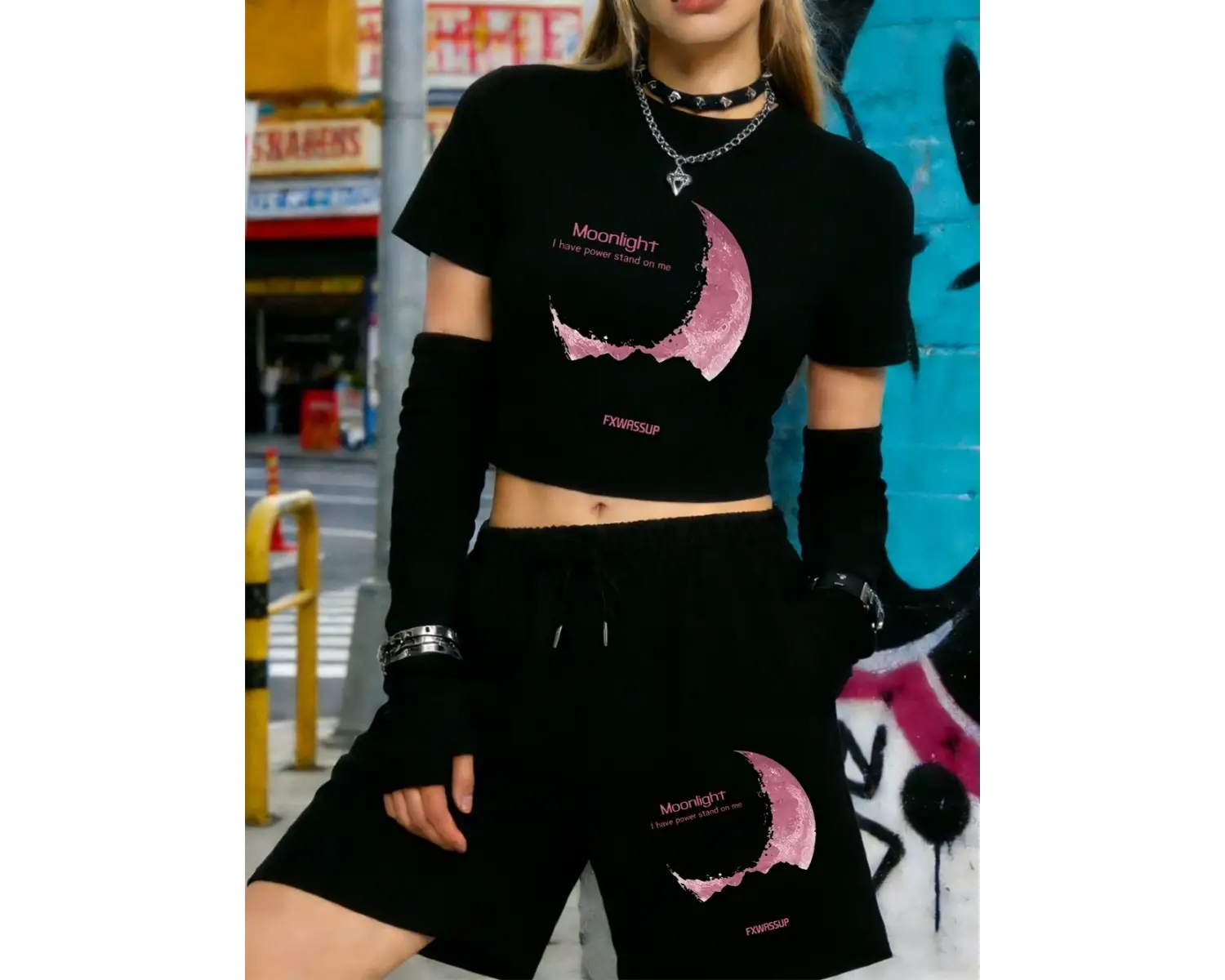 Yaz Güzel Ay Işığı Baskılı Babby Teelar Şortlar Kadın İki Parçalı Set Beş Cepli Pantolon Yükse