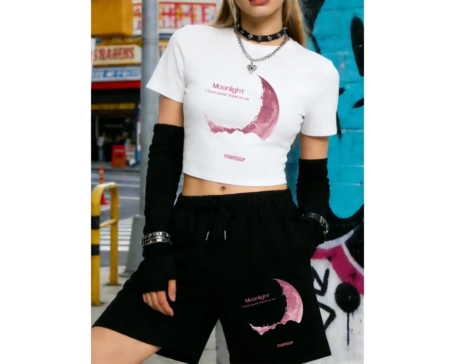 Yaz Güzel Ay Işığı Baskılı Babby Teelar Şortlar Kadın İki Parçalı Set Beş Cepli Pantolon Yükse