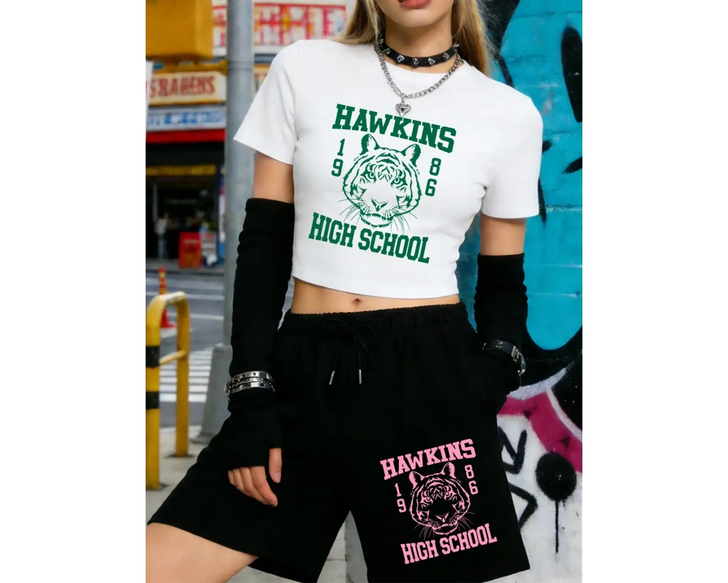 Yaz Hawkins Lisesi 1986 Baskılı Babby Tees Şort Kadın İki Parçalı Set Beş Nokta Pantolon Yumuş