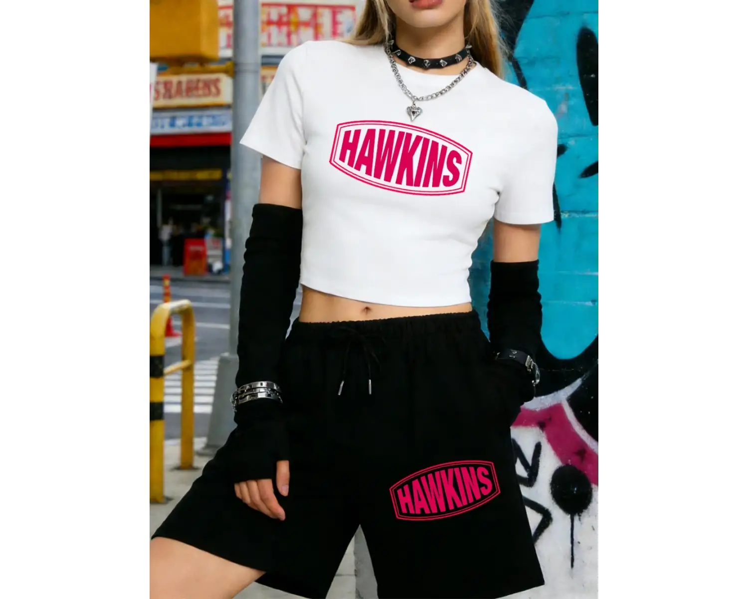 Yaz Hawkins Mektup Logosu Baskılı Babby Tees Şort Kadın İki Parçalı Set Beş Nokta Pantolon İnc