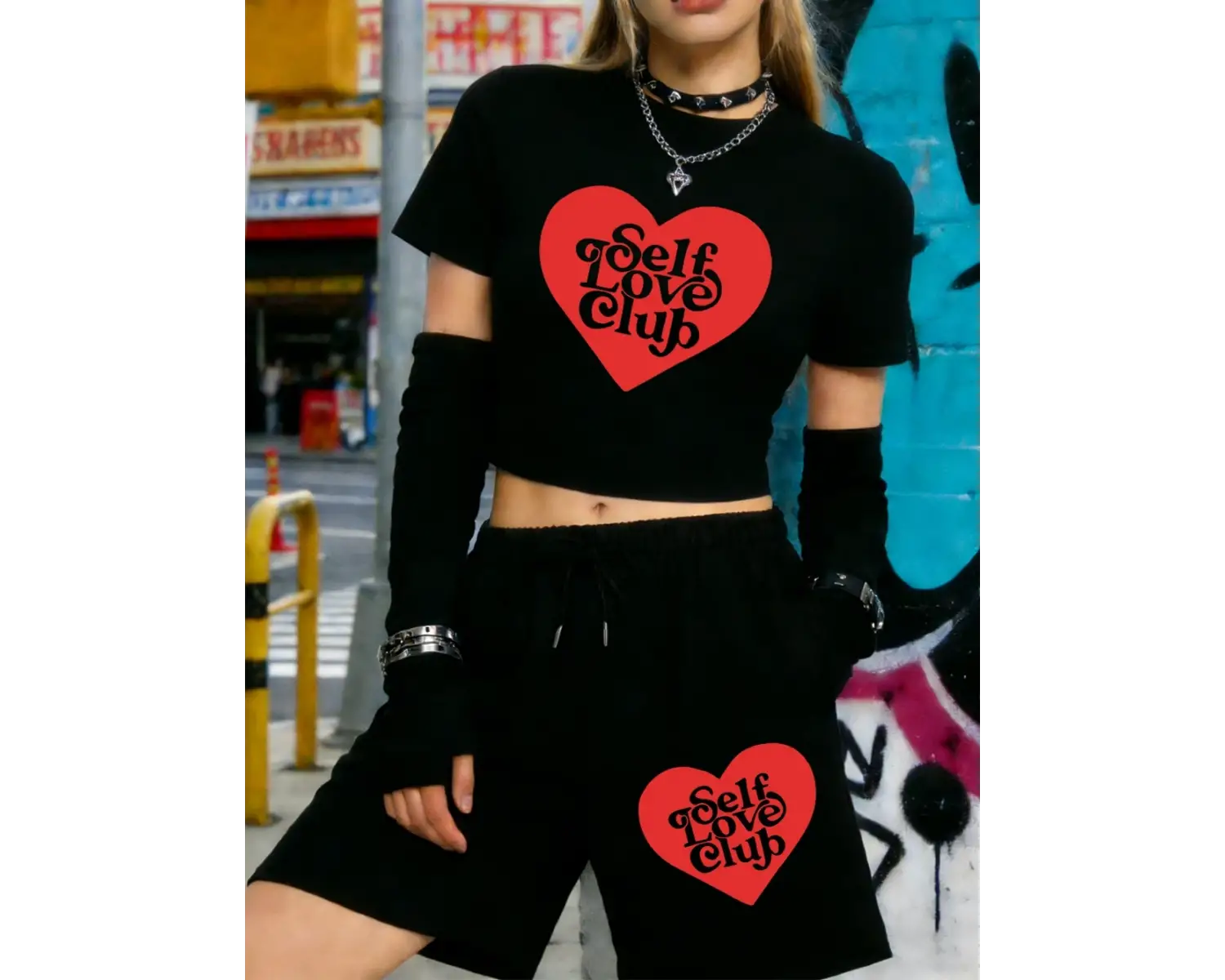 Yazlık Öz Sevgi Kulübü Kalp Baskılı Babby Teelar Şortlar Kadın İki Parçalı Set Beş Cepli Panto