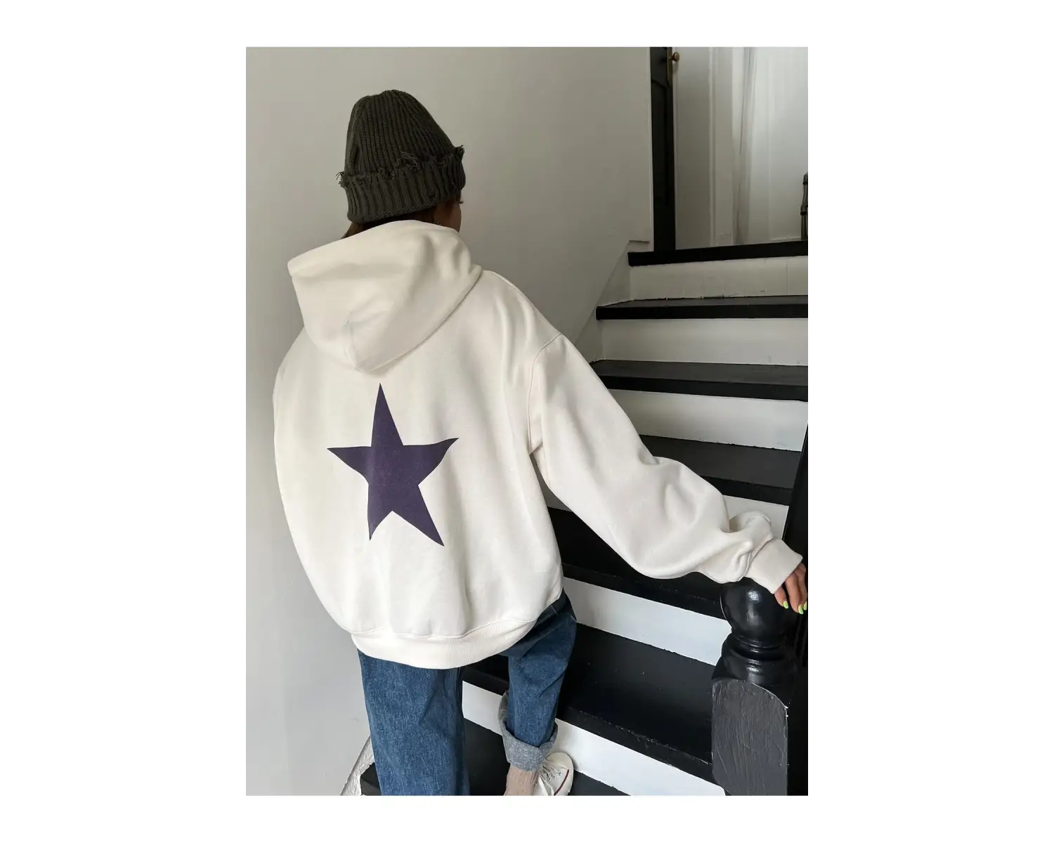 Yıldız Baskılı Damla Omuzlu Kapüşonlu Üst Bej