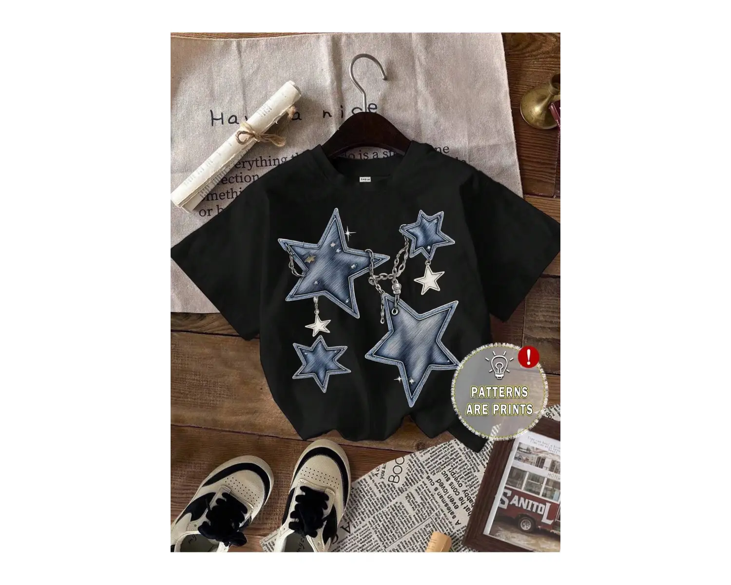 Yıldız Grafikli Yuvarlak Yaka Kısa Kollu Tişört