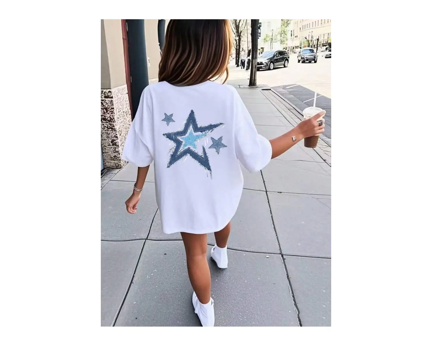 Yıldız Grafikli Yuvarlak Yaka Kısa Kollu Tişört