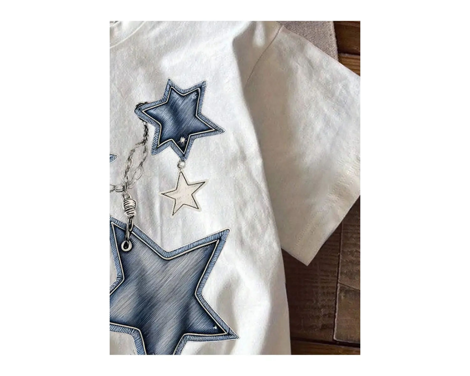 Yıldız Grafikli Yuvarlak Yaka Kısa Kollu Tişört