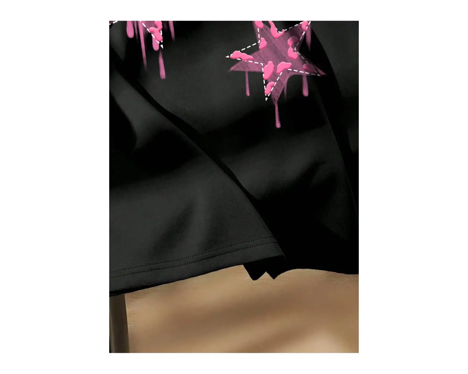 Yıldız Grafikli Yuvarlak Yaka Kısa Kollu Tişört