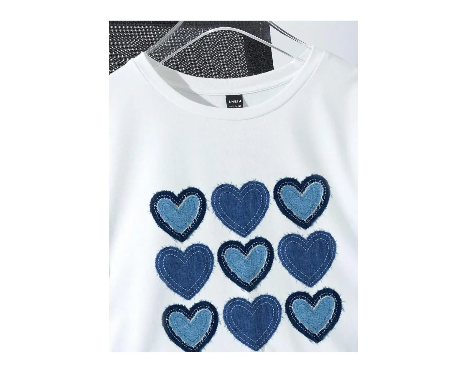 Yıldız Grafikli Yuvarlak Yaka Kısa Kollu Tişört