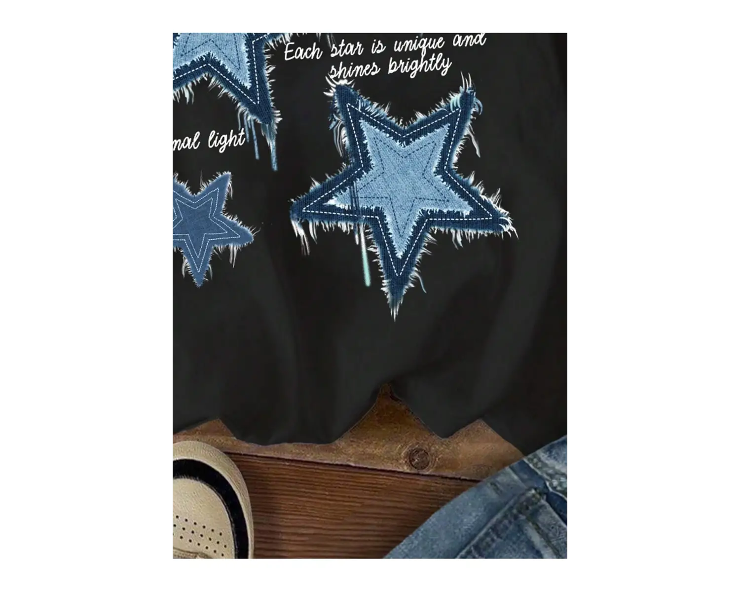 Yıldız Grafikli Yuvarlak Yaka Kısa Kollu Tişört