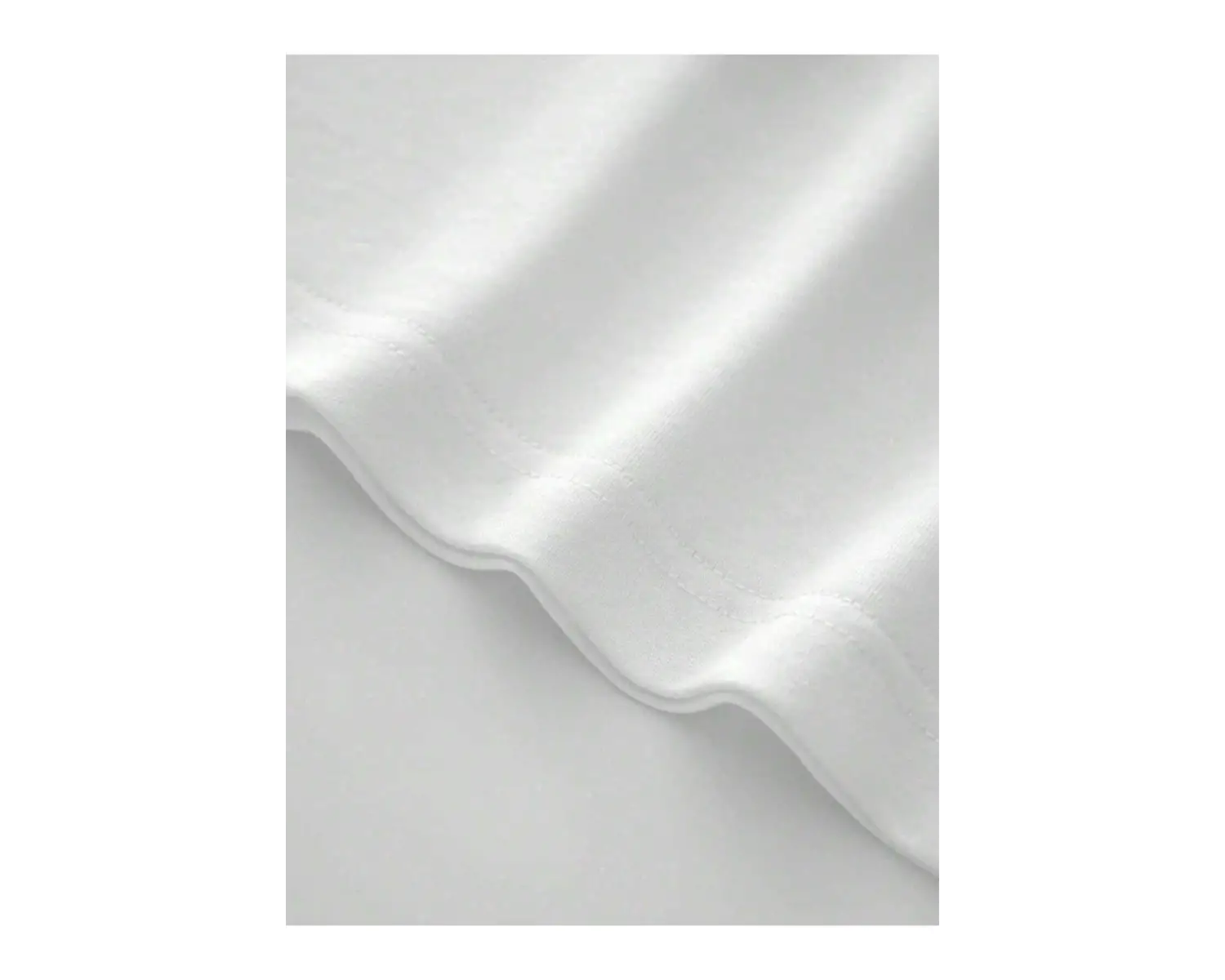 Yıldız Grafikli Yuvarlak Yaka Kısa Kollu Tişört