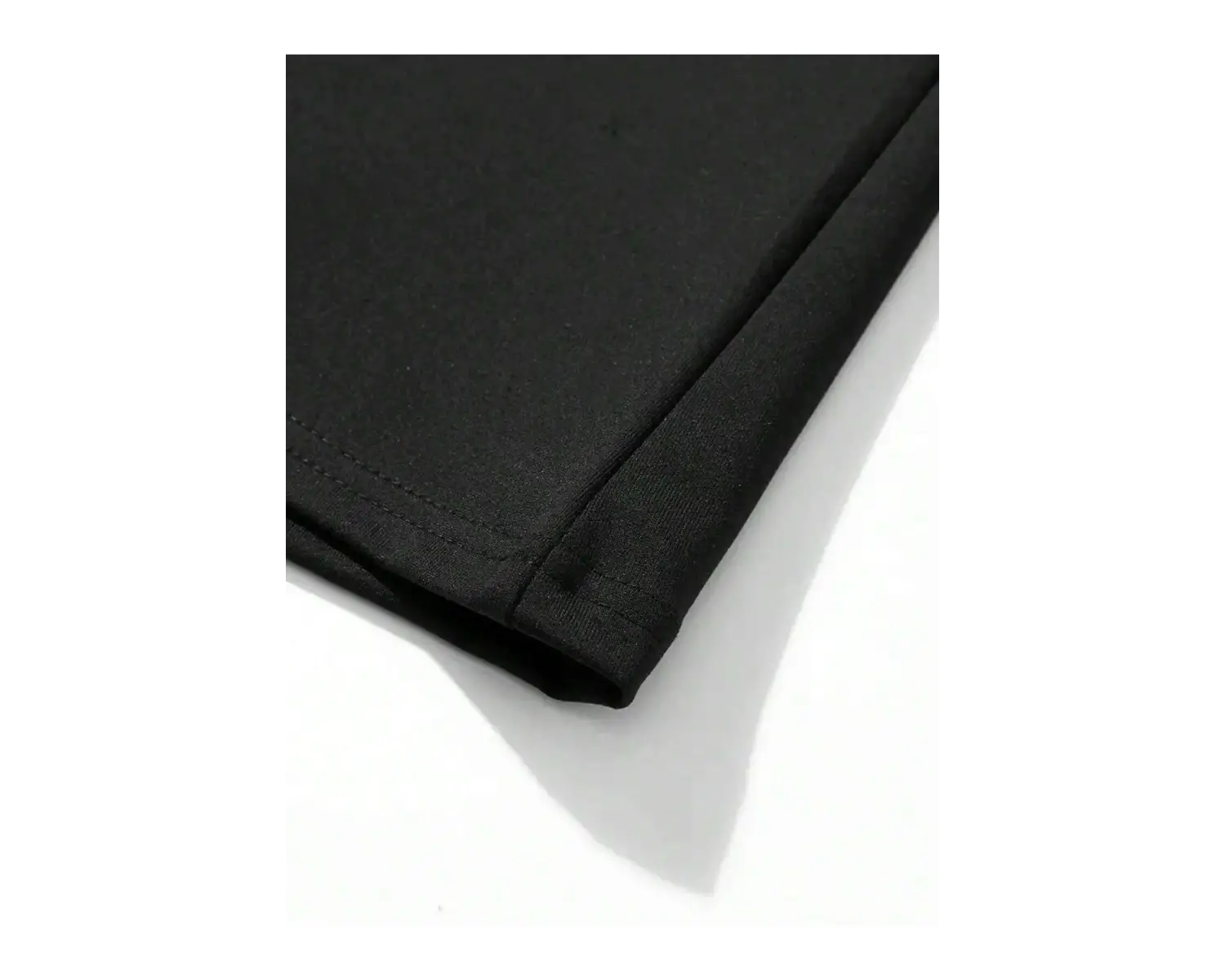 Yıldız Grafikli Yuvarlak Yaka Kısa Kollu Tişört