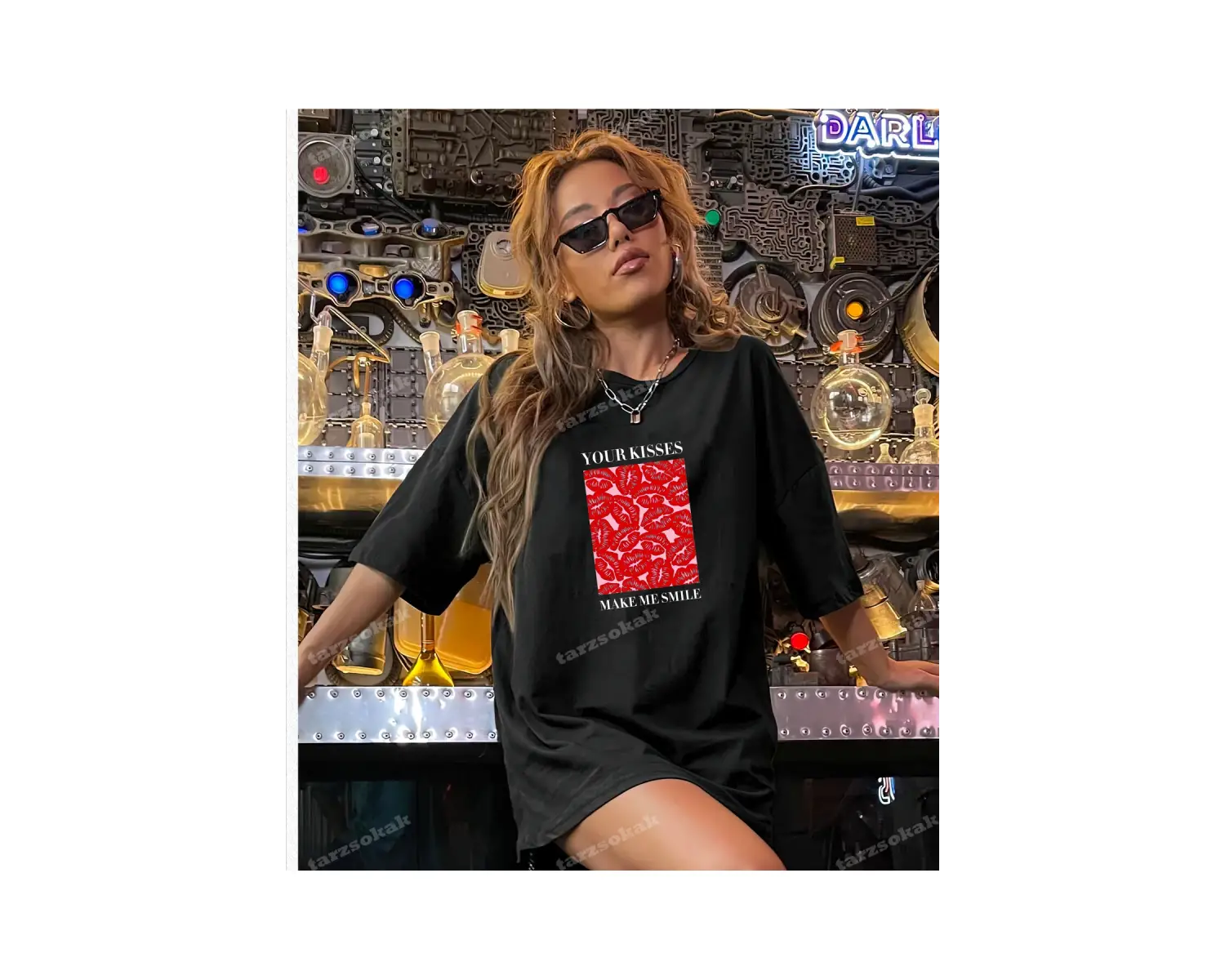 YOUR KİSSES MAKE ME SMİLE