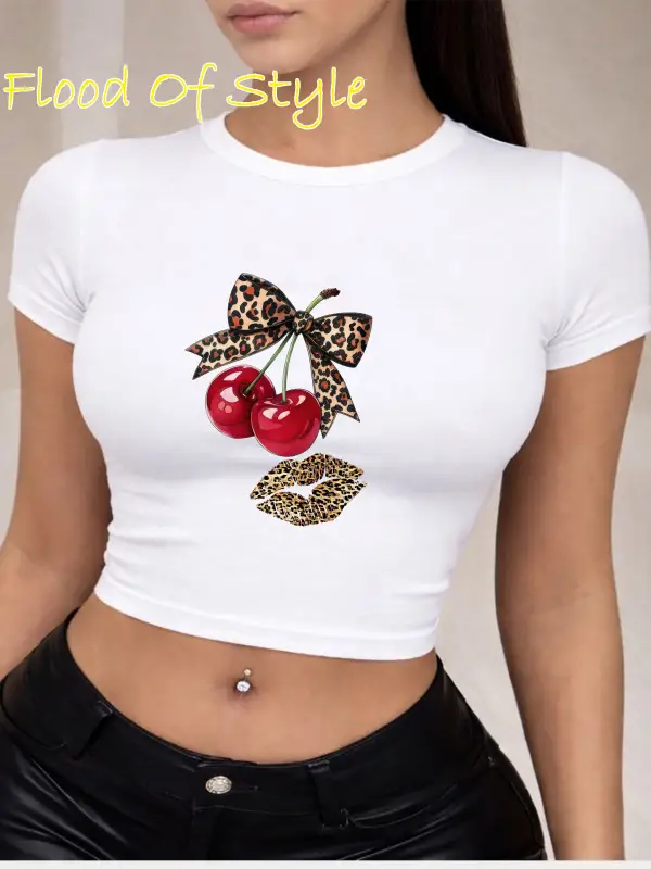 Beyaz Babby Tee kiraz kurdale dudak Özel tasarım