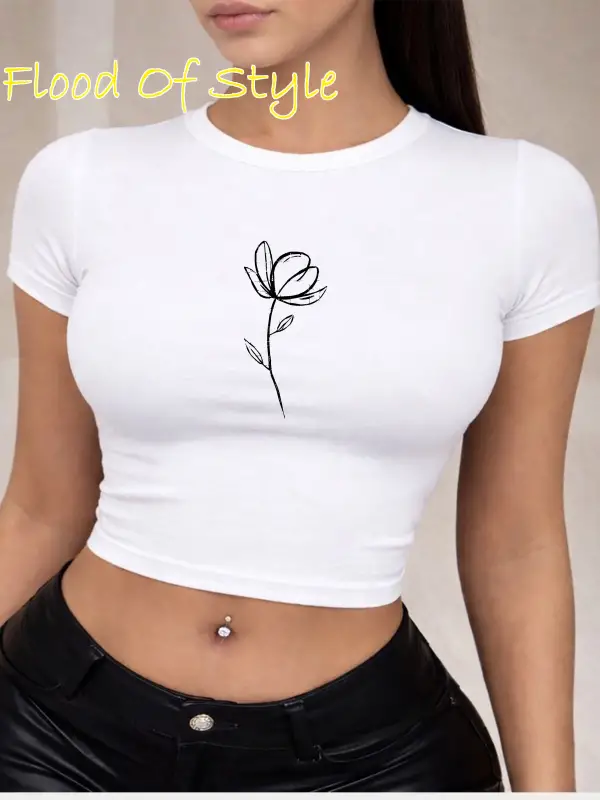 Beyaz Babby Tee minimal gül Özel tasarım