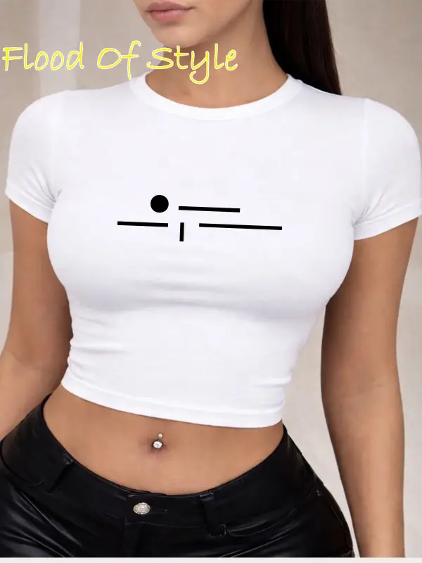 Beyaz Babby Tee minimal Özel tasarım