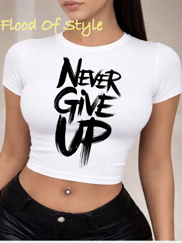 Beyaz Babby Tee nevergiveup Özel tasarım