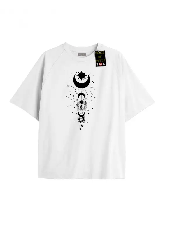 Beyaz Oversize T-shirt ay yıldız minimal Özel tasarım
