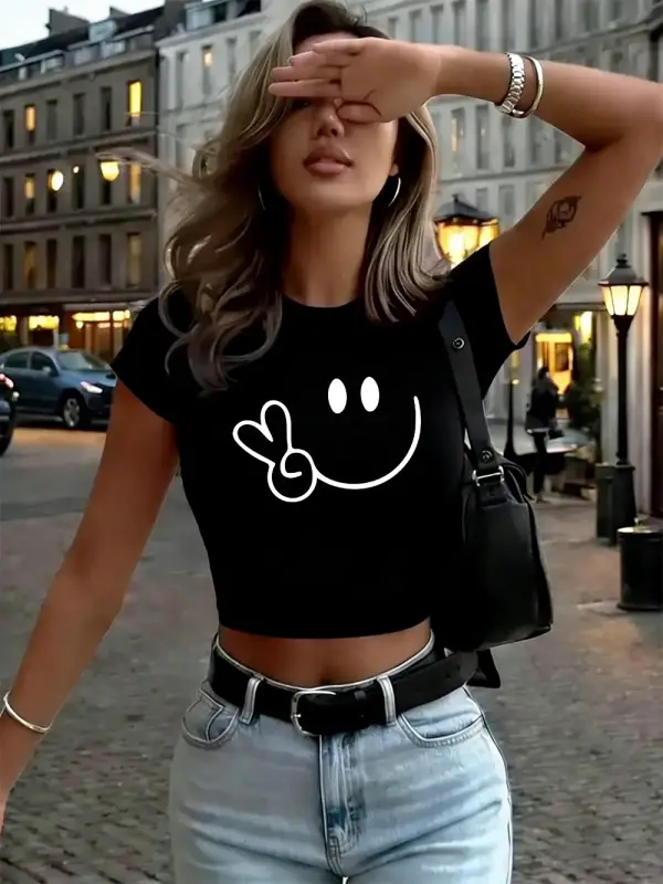 Makas El Gülümseme Grafik Baskılar Bayan Kırpma Üstleri Yaz Yüksek Elastik O-Boyun Tees Y2K İ