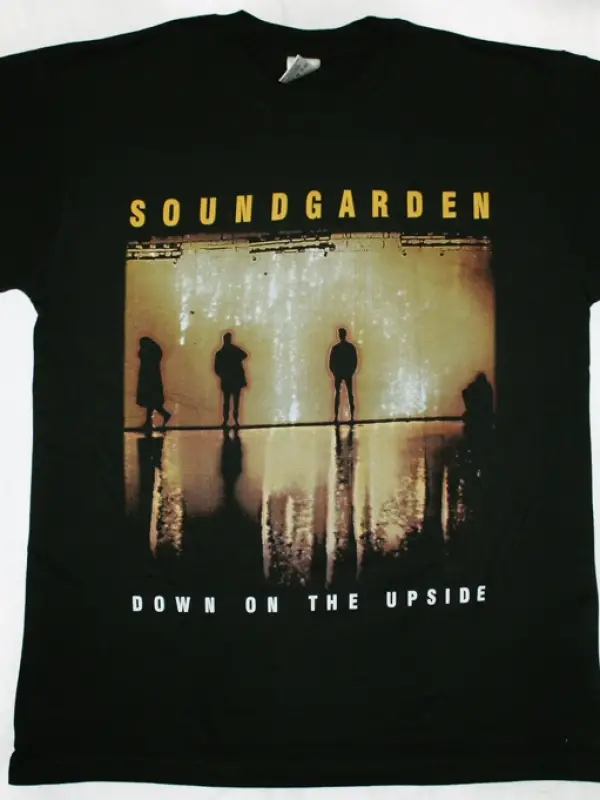 U.D.O. HOLY NEW BLACK T-SHIRT ÖN VE ARAKA BASKILI