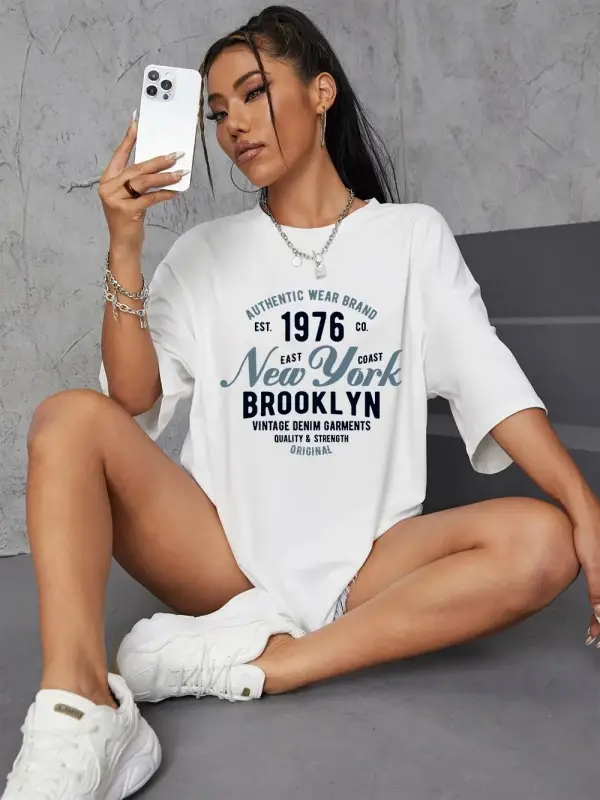 Urban Pop Graphic Kadın Tişört KoleksiyonuKod 5189