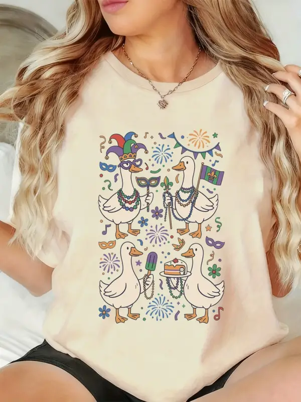 Urban Pop Graphic Kadın Tişört KoleksiyonuKod 5439