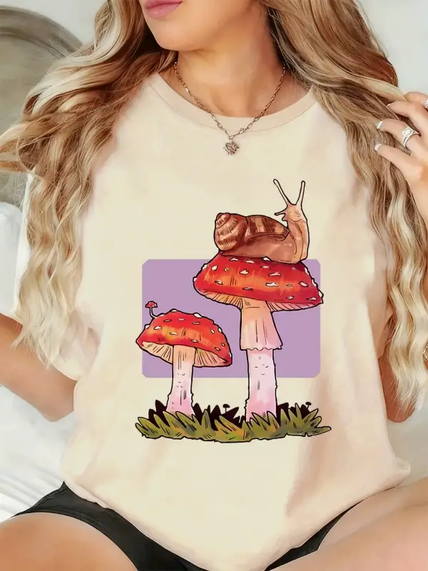 Urban Pop Graphic Kadın Tişört KoleksiyonuKod 5459