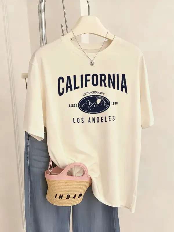 Urban Pop Graphic Kadın Tişört KoleksiyonuKod 5462