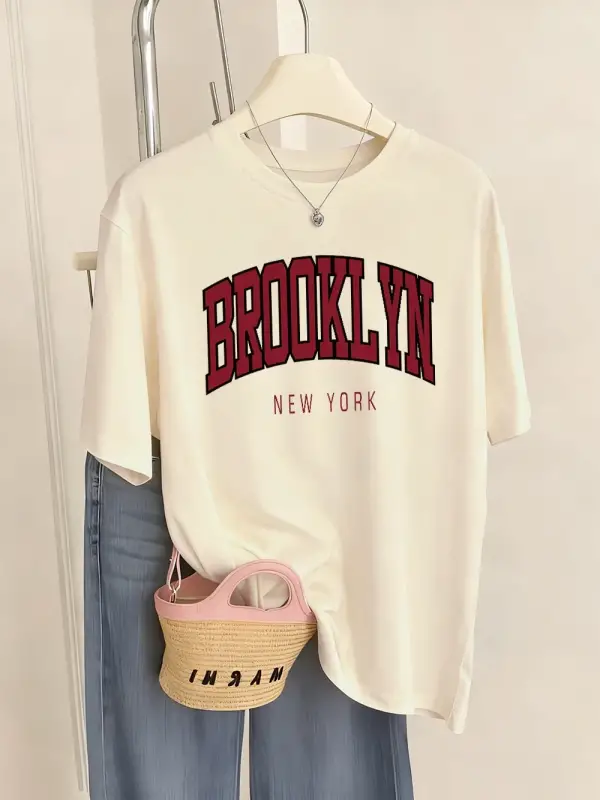 Urban Pop Graphic Kadın Tişört KoleksiyonuKod 5463