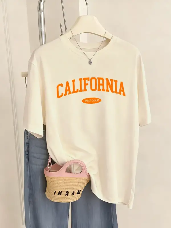 Urban Pop Graphic Kadın Tişört KoleksiyonuKod 5475