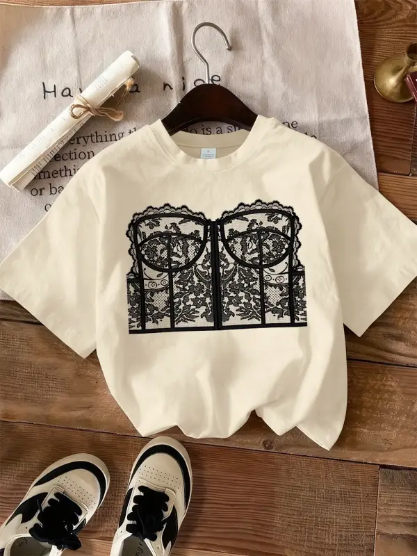 Urban Pop Graphic Kadın Tişört KoleksiyonuKod 5477