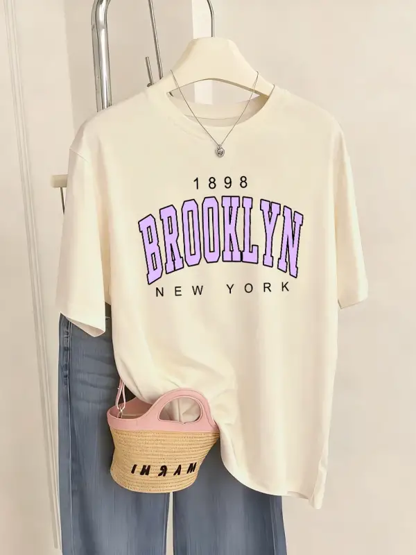 Urban Pop Graphic Kadın Tişört KoleksiyonuKod 5482